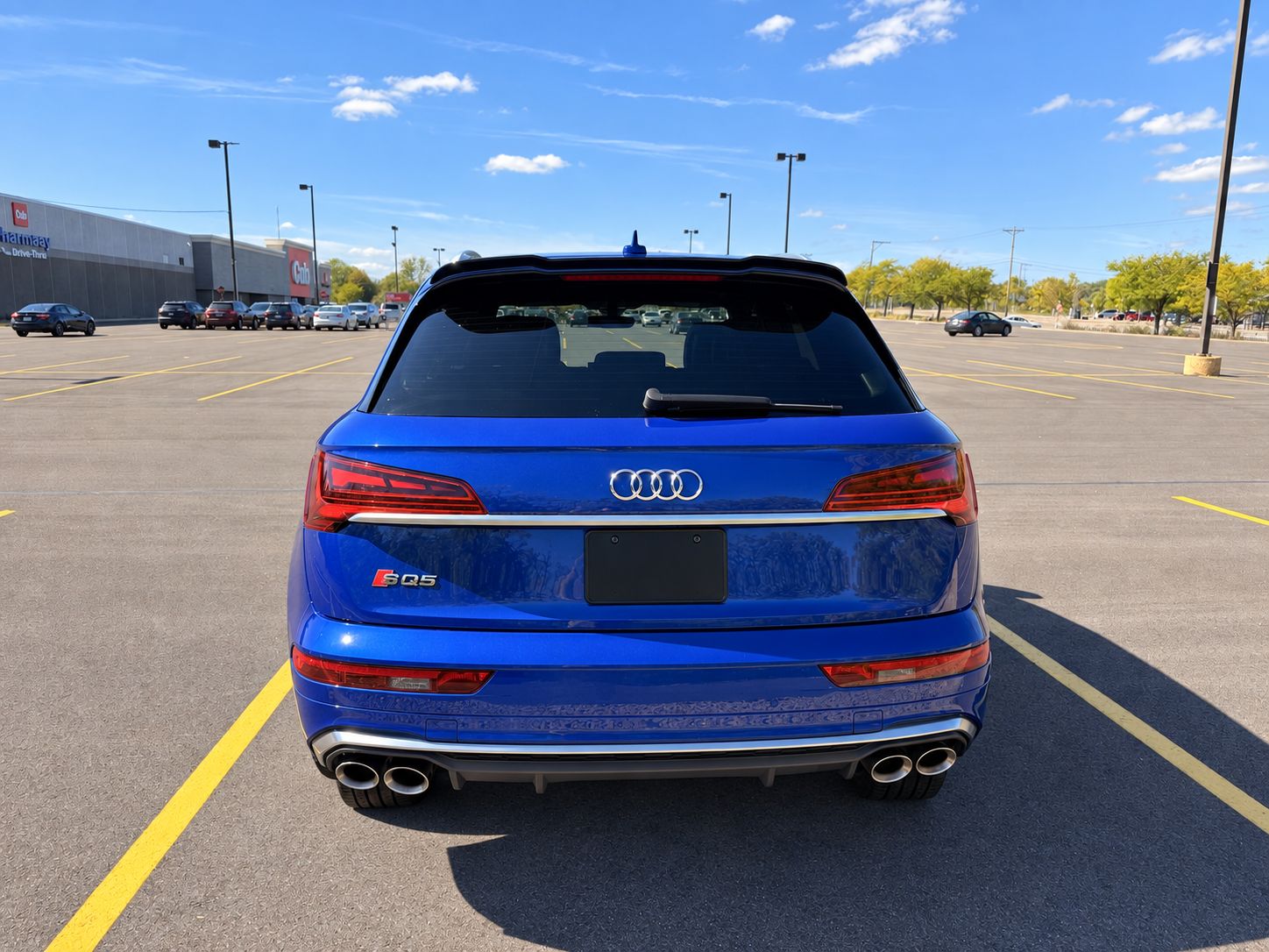 Used 2022 Audi SQ5 Premium Plus w/ Premium Plus Package AWD/4WD image 4