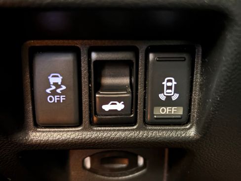 Used 2013 INFINITI G37 Journey w/ Premium Pkg RWD image 16