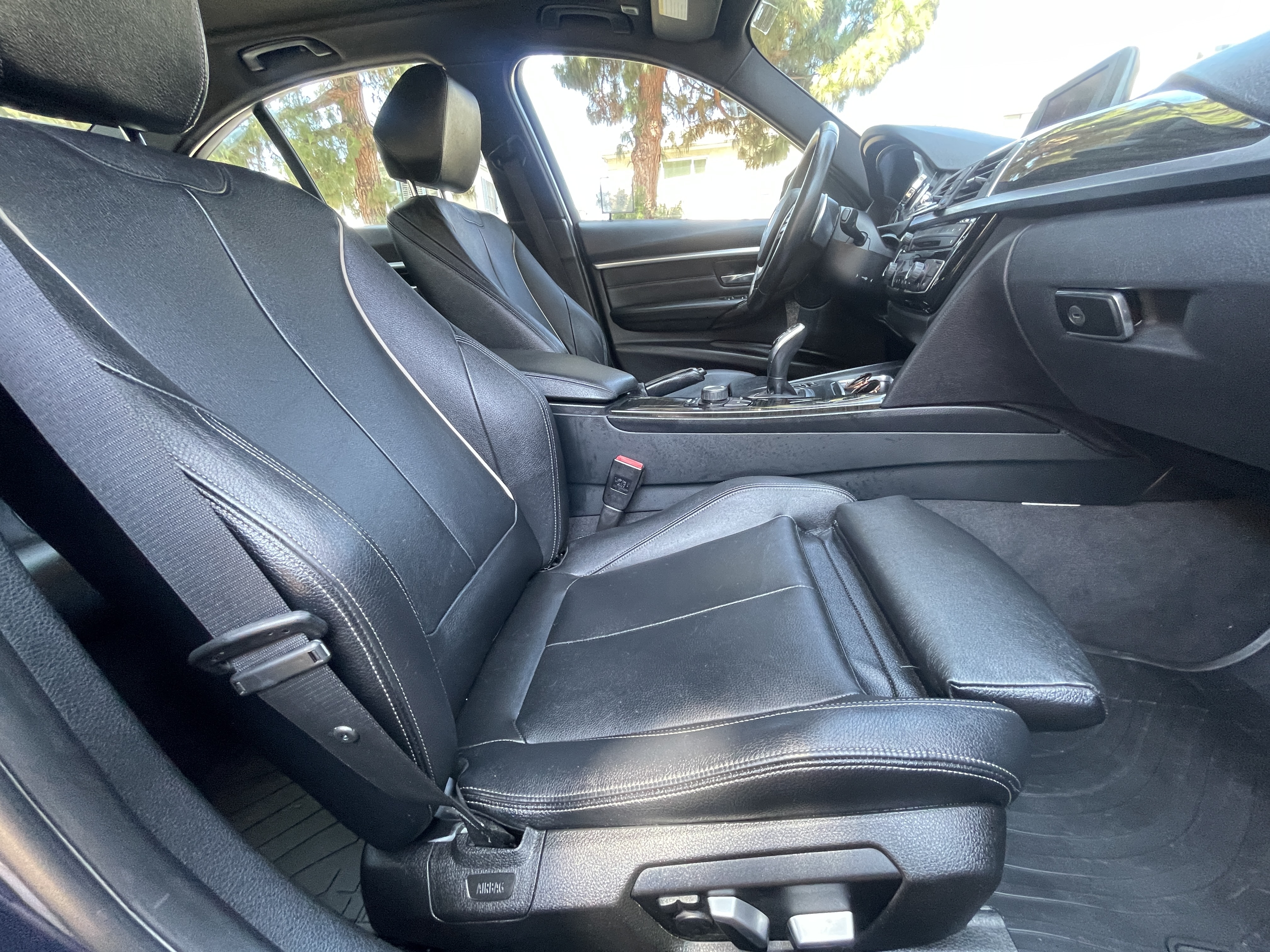 Used 2016 BMW 328i Sedan RWD image 22
