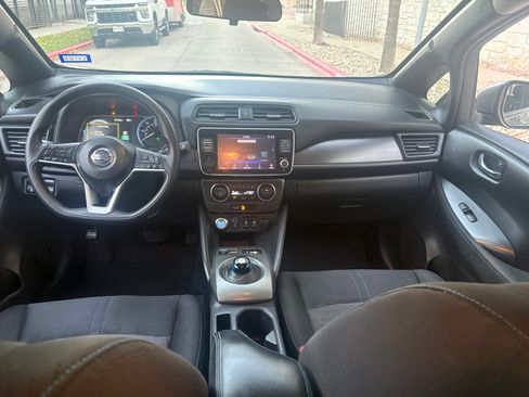 Used 2019 Nissan Leaf S Plus w/ S All Weather Package image 17