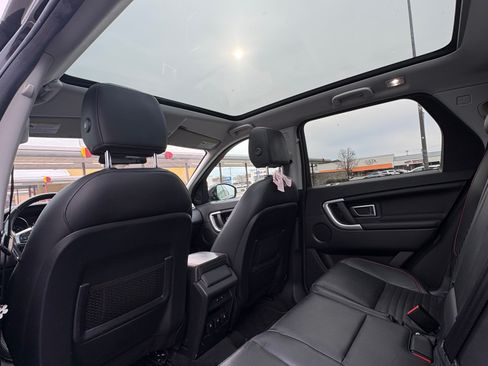 Used 2018 Land Rover Discovery Sport HSE image 6