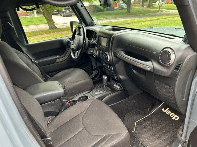 Used 2014 Jeep Wrangler Unlimited Sport w/ Quick Order Package 24S AWD/4WD image 6