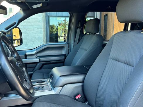 Used 2017 Ford F150 XLT w/ Equipment Group 302A Luxury image 11