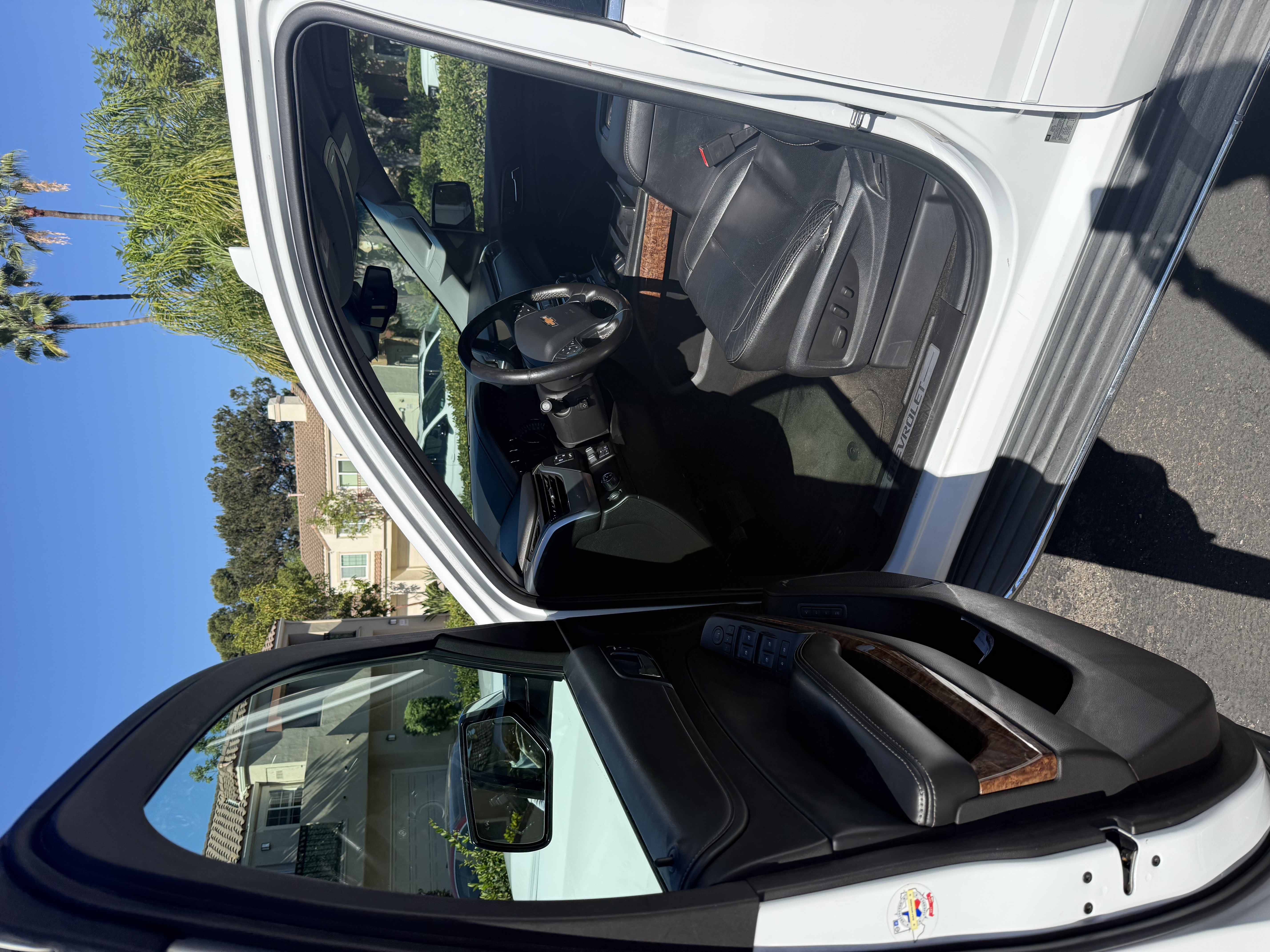 Used 2015 Chevrolet Tahoe LTZ w/ Max Trailering Package RWD image 5