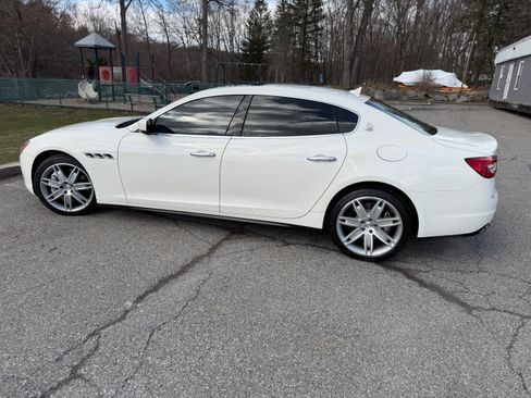 Used 2014 Maserati Quattroporte GTS image 2