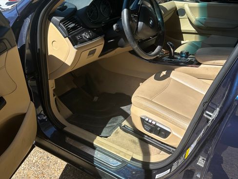 Used 2015 BMW X4 xDrive28i image 2