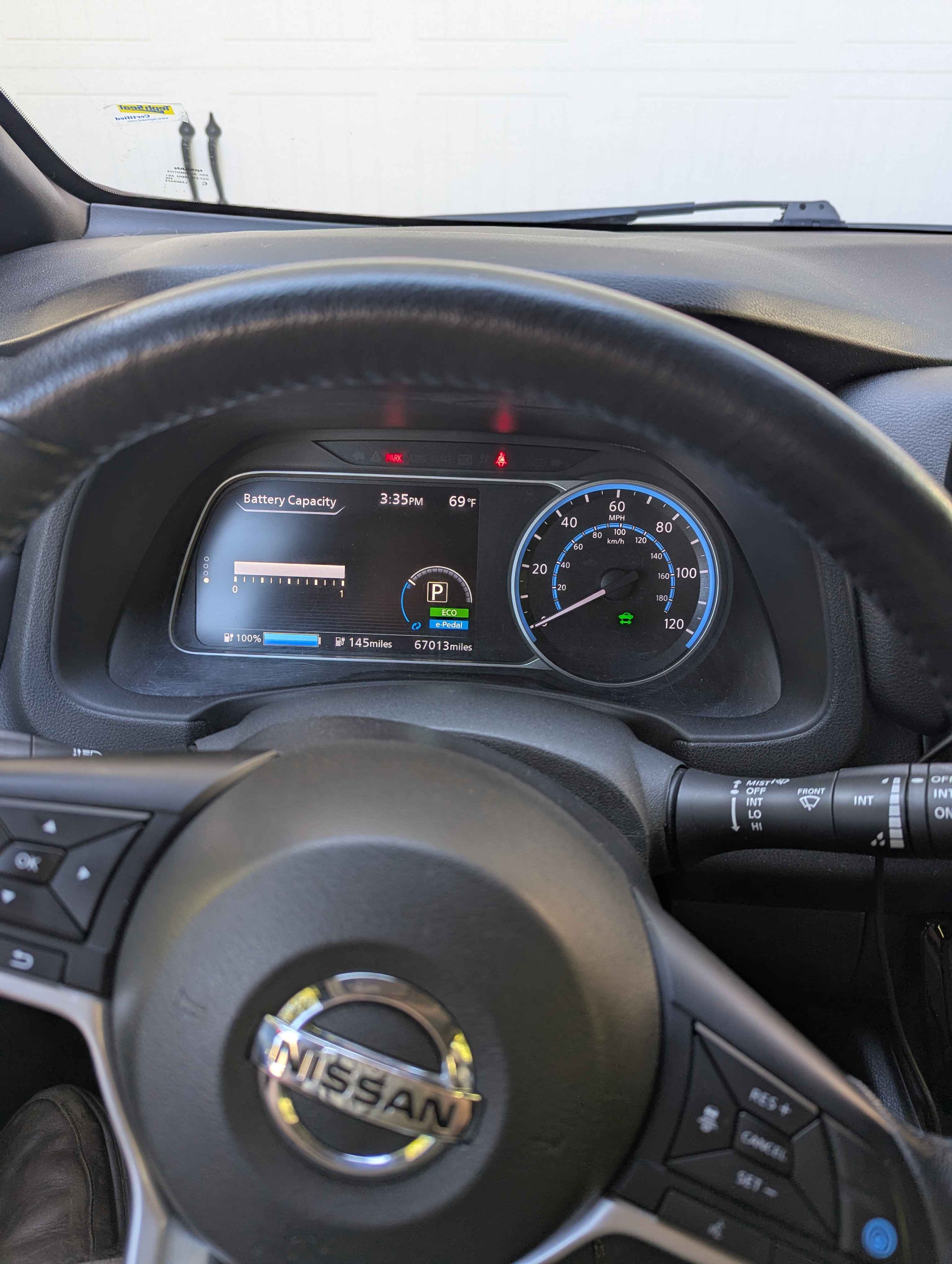 Used 2018 Nissan Leaf SL w/ SL Technology Package FWD image 5
