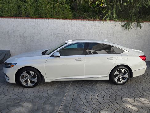 Used 2019 Honda Accord EX-L image 2