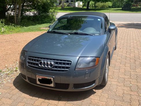 Used 2003 Audi TT 1.8T FWD image 4