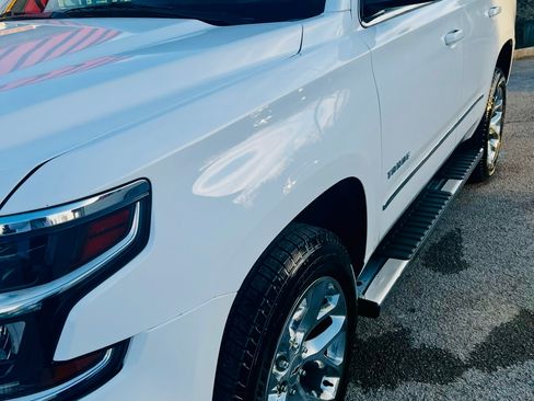 Used 2019 Chevrolet Tahoe LT image 2