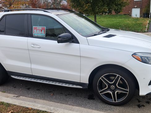Used 2018 Mercedes-Benz GLE 350 4MATIC image 4
