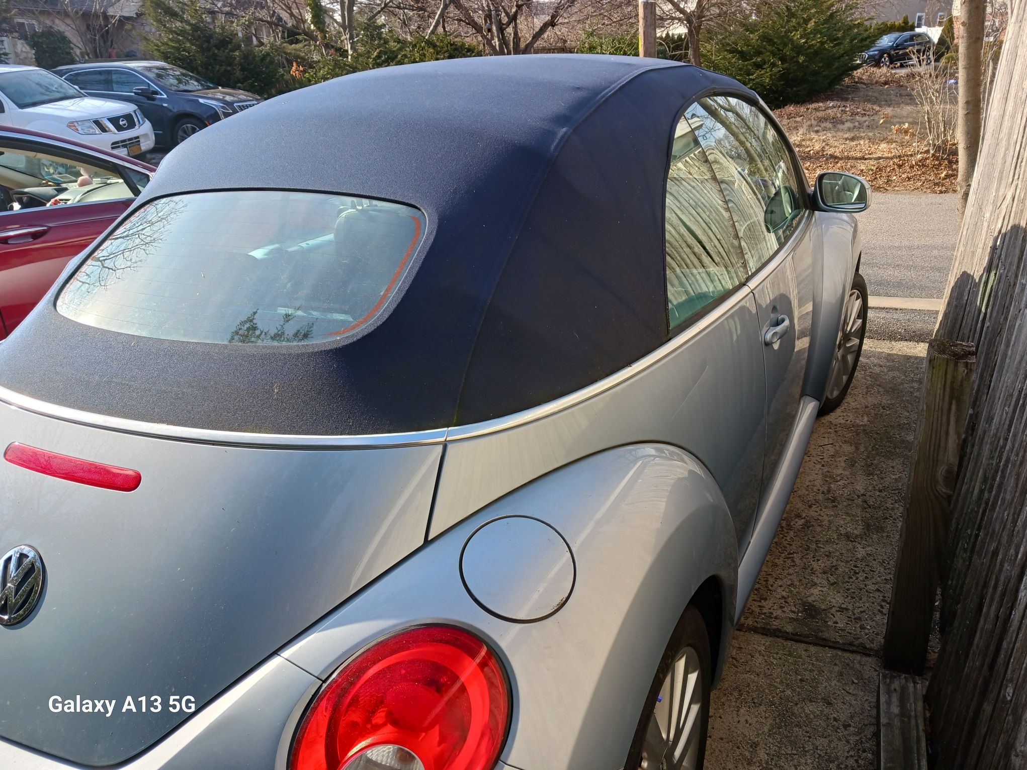 Used 2009 Volkswagen Beetle Convertible FWD image 4