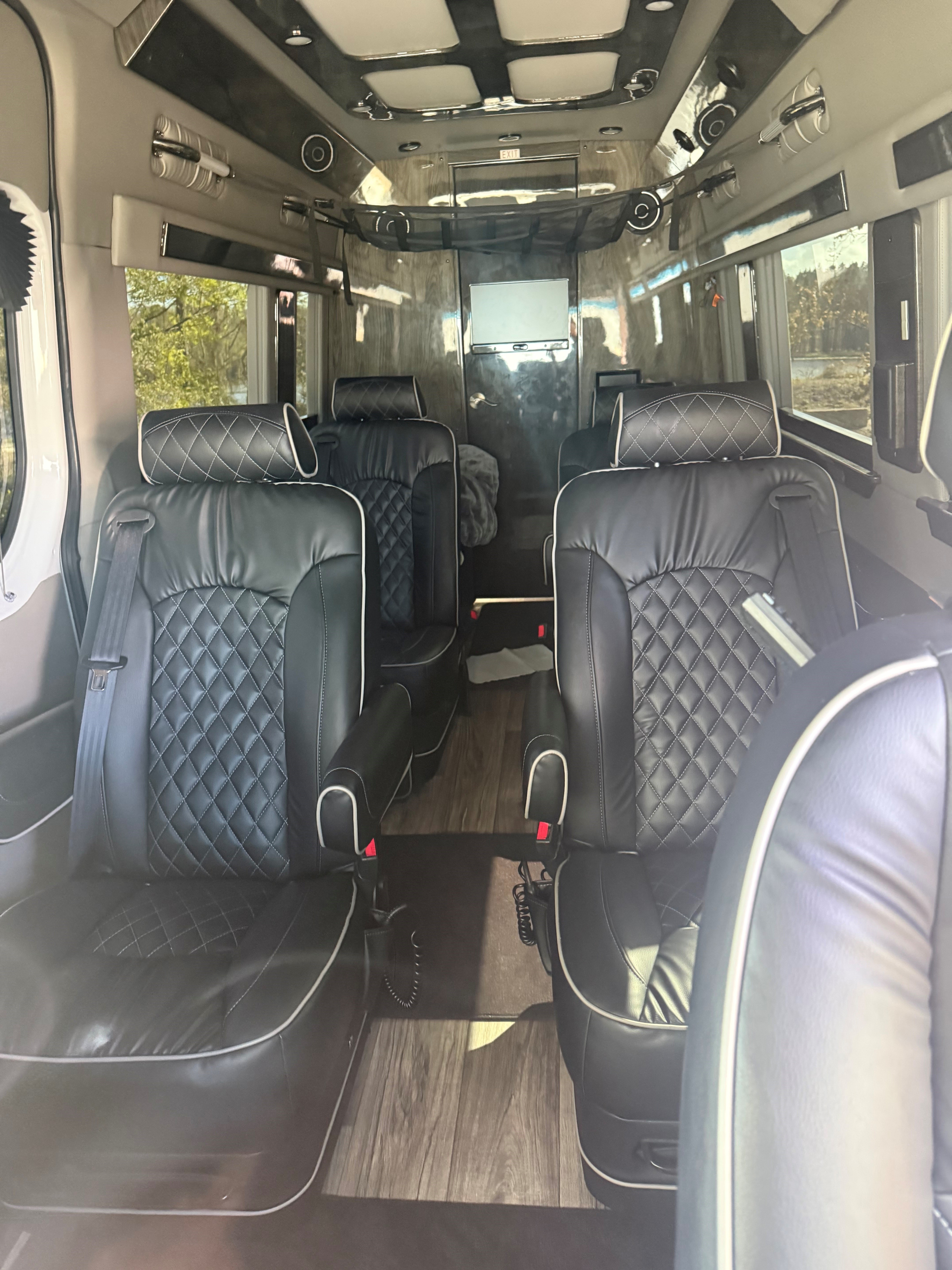 Used 2022 Mercedes-Benz Sprinter 3500 image 3