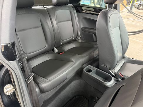 Used 2012 Volkswagen Beetle 2.5 FWD image 23