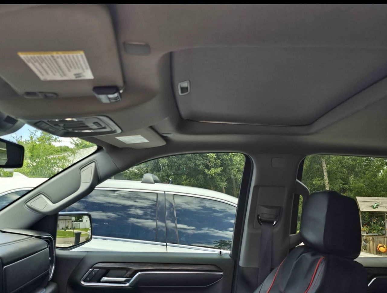 Used 2025 GMC Sierra 1500 SLT w/ SLT Premium Package AWD/4WD image 6