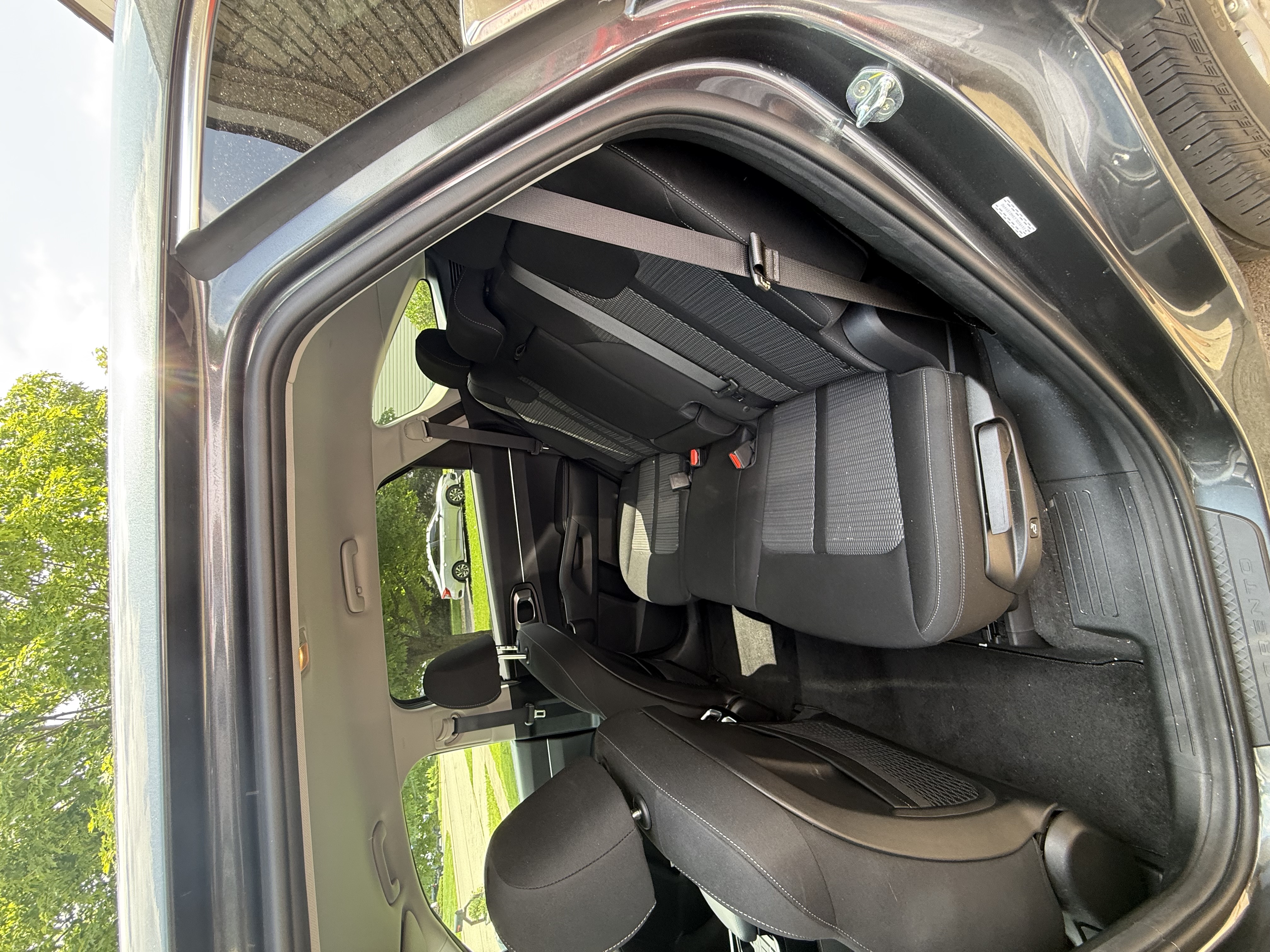 Used 2022 Kia Sorento LX AWD/4WD image 12