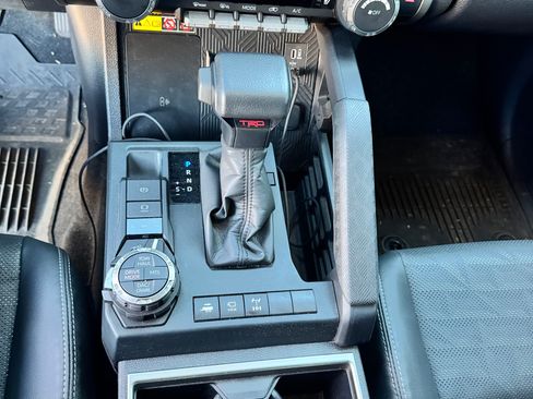 Used 2025 Toyota 4Runner 4WD image 14