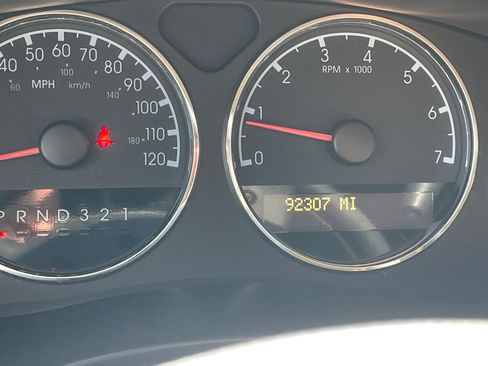 Used 2008 Chevrolet Uplander w/ Climate Package image 12