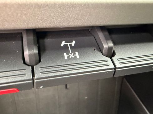 Used 2025 Toyota Tundra Limited w/ TRD Off-Road Package image 15