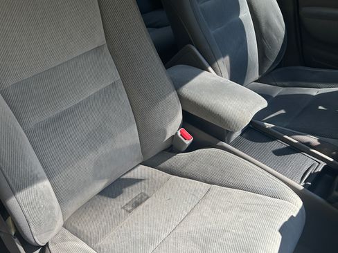 Used 2010 Honda Civic LX image 12