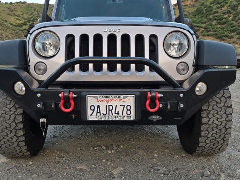 Used 2015 Jeep Wrangler Unlimited Rubicon image 11