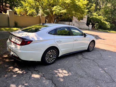 Used 2021 Hyundai Sonata SEL FWD image 4