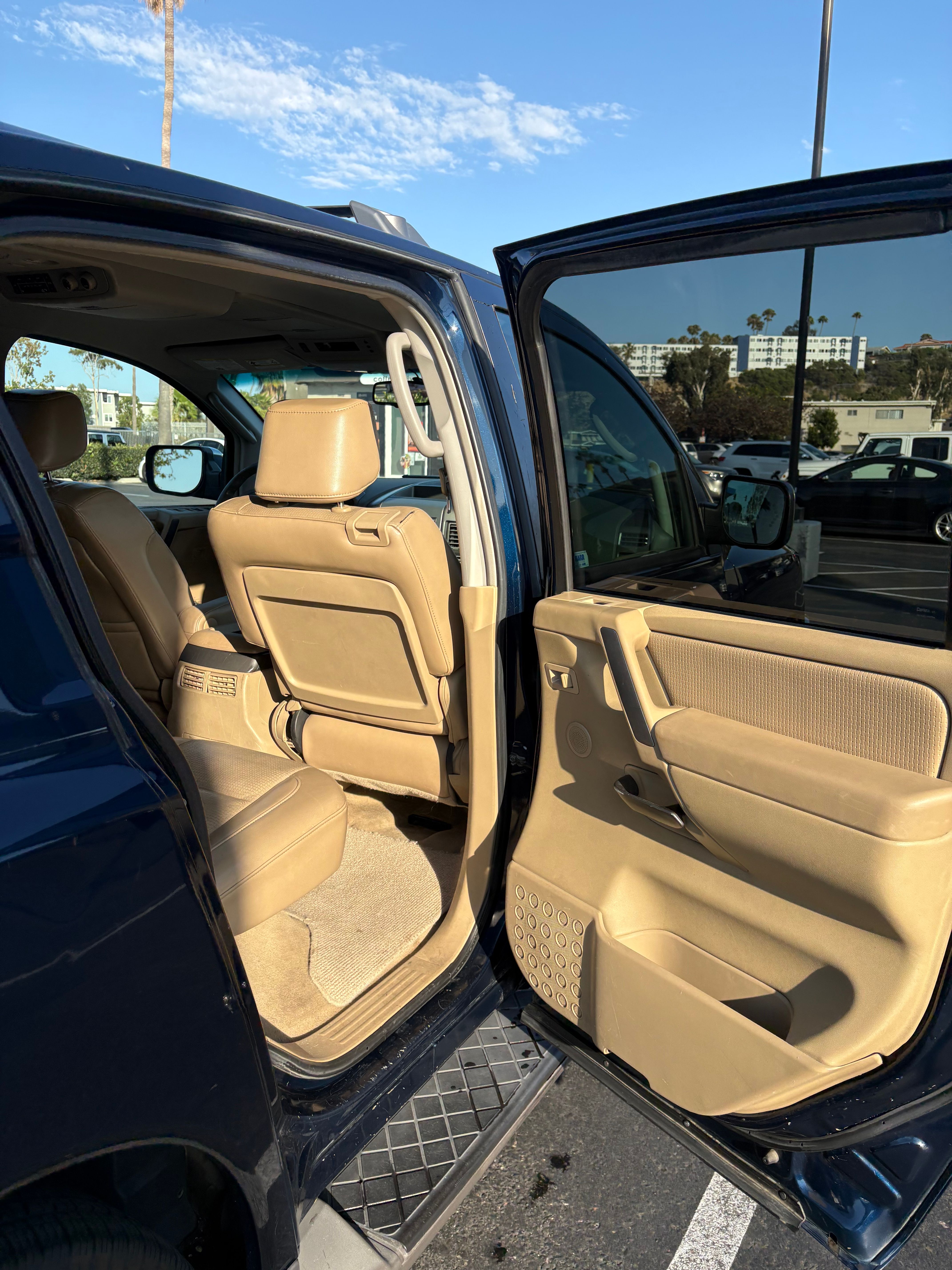 Used 2007 Nissan Armada LE AWD/4WD image 22