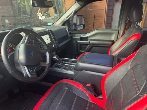 Used 2018 Ford F150 Lariat w/ Equipment Group 502A Luxury AWD/4WD image 6