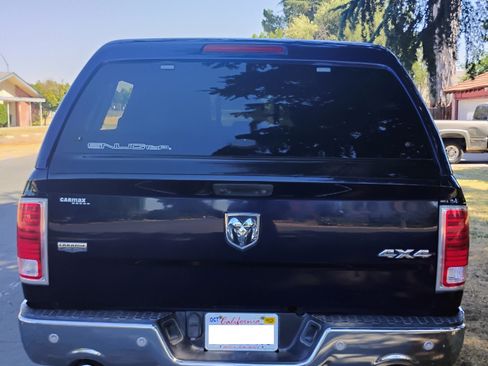 Used 2017 RAM 1500 Laramie w/ Convenience Group image 2