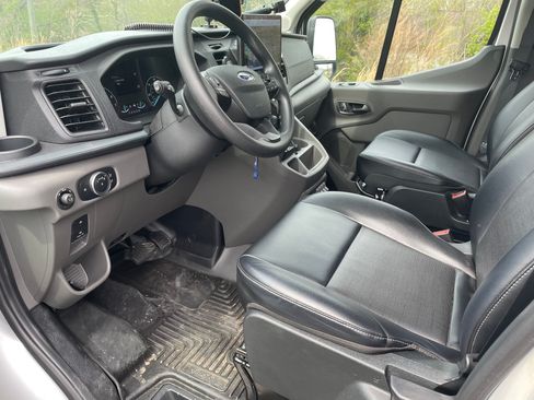 Used 2024 Ford Transit 250 Medium Roof w/ Upfitter Package image 6