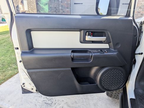 Used 2008 Toyota FJ Cruiser 4WD image 18