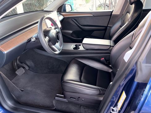 Used 2023 Tesla Model Y Long Range image 16