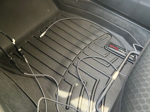 Used 2016 Subaru Forester 2.5i AWD/4WD image 17