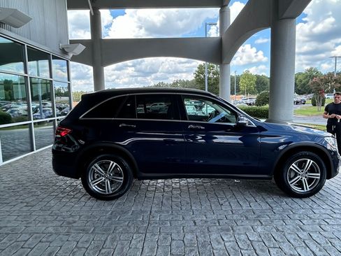 Used 2022 Mercedes-Benz GLC 300 w/ Premium Package Lite image 4