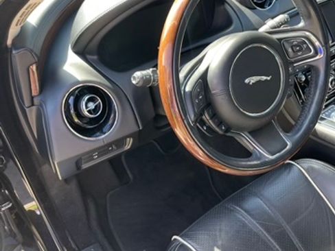 Used 2016 Jaguar XJ R-Sport AWD/4WD image 15