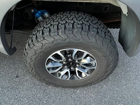 Used 2014 Ford F150 Raptor w/ Equipment Group 801A Luxury image 12