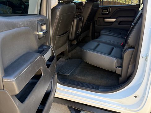 Used 2018 Chevrolet Silverado 2500 LT w/ All Star Edition image 12