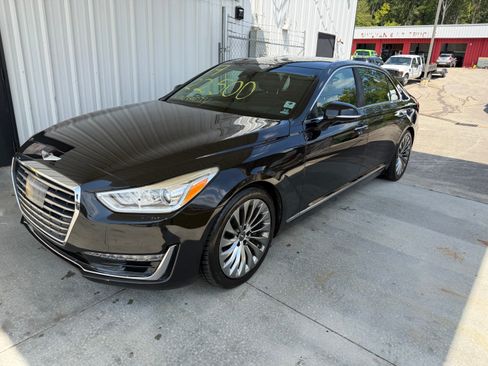 Used 2019 Genesis G90 5.0 Ultimate RWD image 5