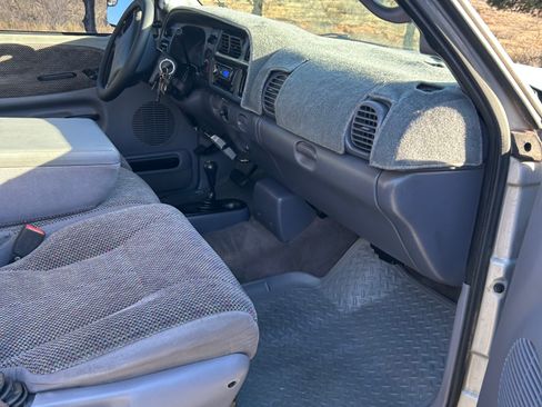 Used 1999 Dodge Ram 2500 Truck 4x4 Quad Cab image 12