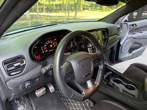 Used 2022 Dodge Durango SRT w/ SRT Interior Appearance Group AWD/4WD image 5