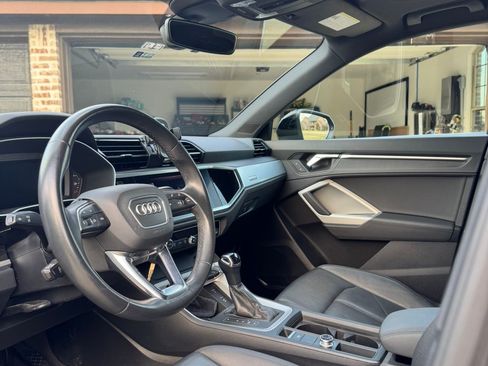 Used 2021 Audi Q3 2.0T Premium image 4