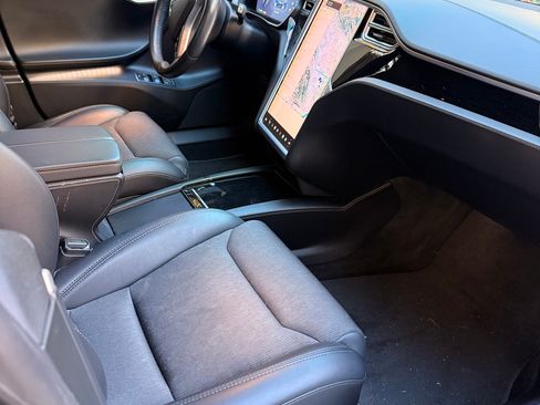 Used 2018 Tesla Model S P100D image 4