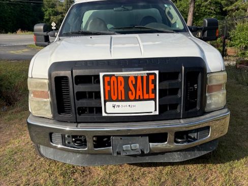 Used 2010 Ford F350 XL AWD/4WD image 4