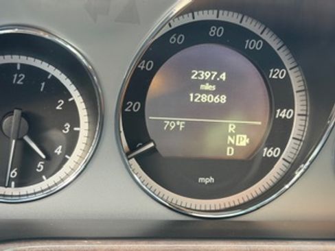 Used 2011 Mercedes-Benz E 350 4MATIC Sedan image 15