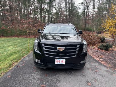 Used 2019 Cadillac Escalade ESV Luxury w/ Escalade Sport Edition