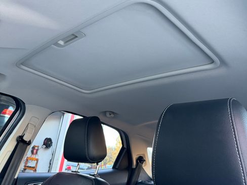 Used 2019 Ford EcoSport Titanium image 4