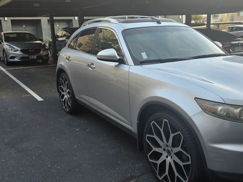 Used 2008 INFINITI FX45 AWD image 6