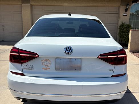 Used 2019 Volkswagen Passat 2.0T Wolfsburg w/ Wheels & Sunroof Package FWD image 17