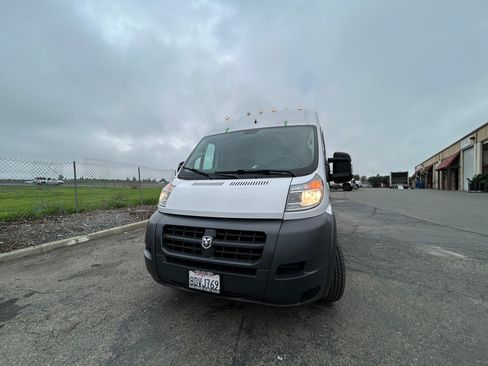 Used 2018 RAM ProMaster 2500 image 4