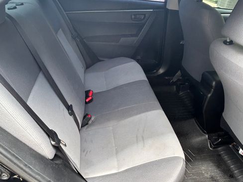Used 2015 Toyota Corolla L FWD image 11